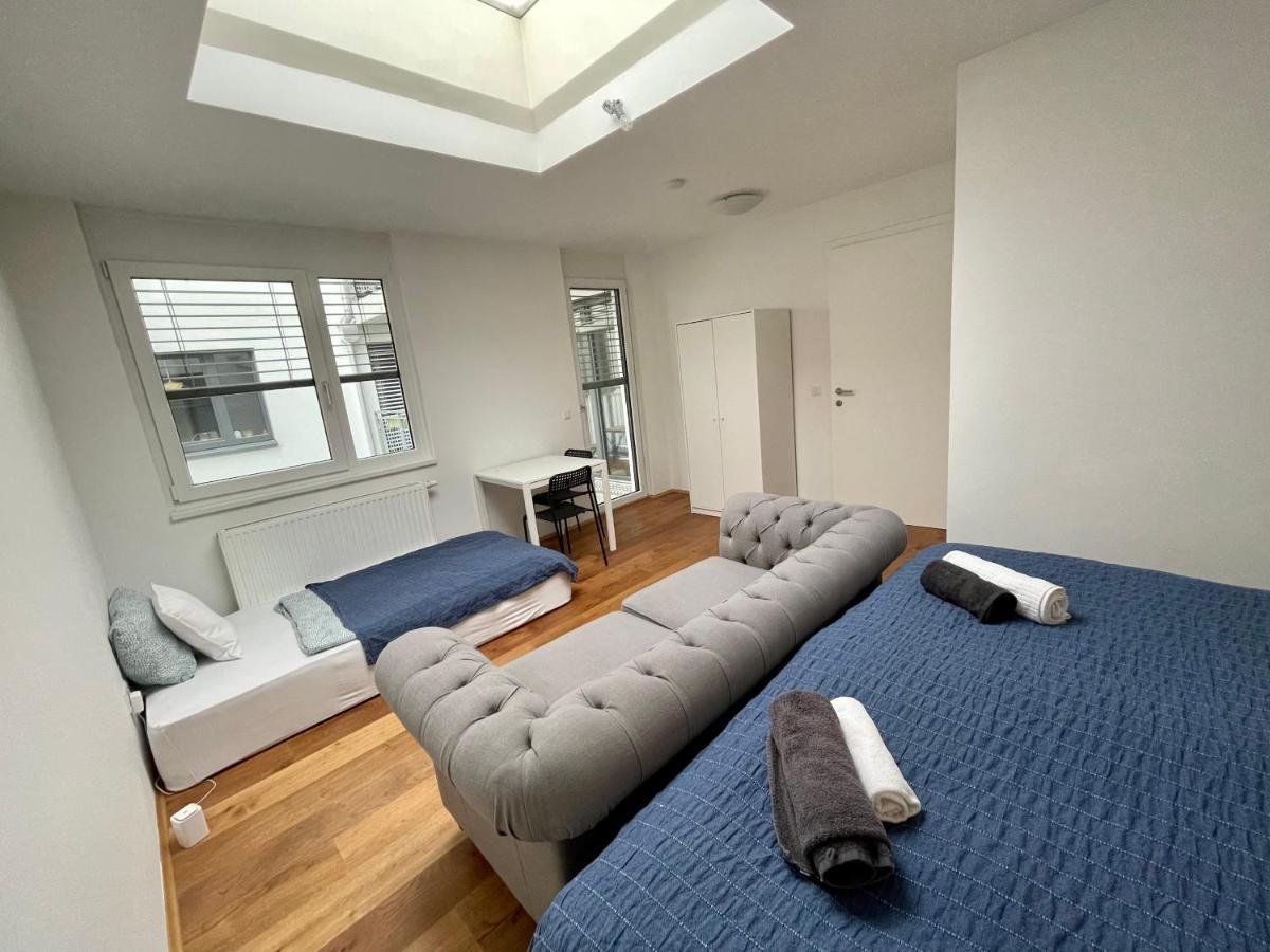 Eca Rooftop Live - Private Rooms & Serviced Apartments Vienna Esterno foto