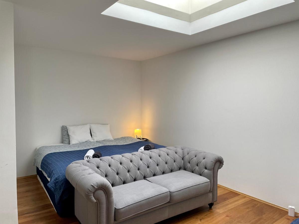 Eca Rooftop Live - Private Rooms & Serviced Apartments Vienna Esterno foto