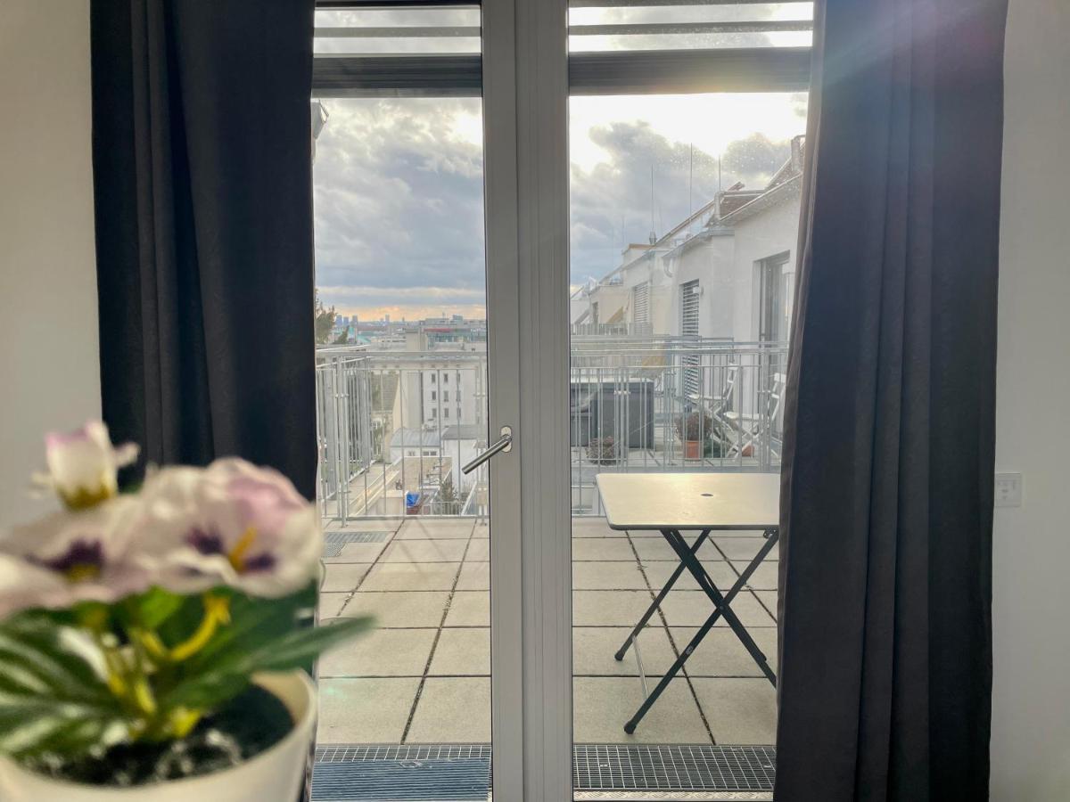 Eca Rooftop Live - Private Rooms & Serviced Apartments Vienna Esterno foto